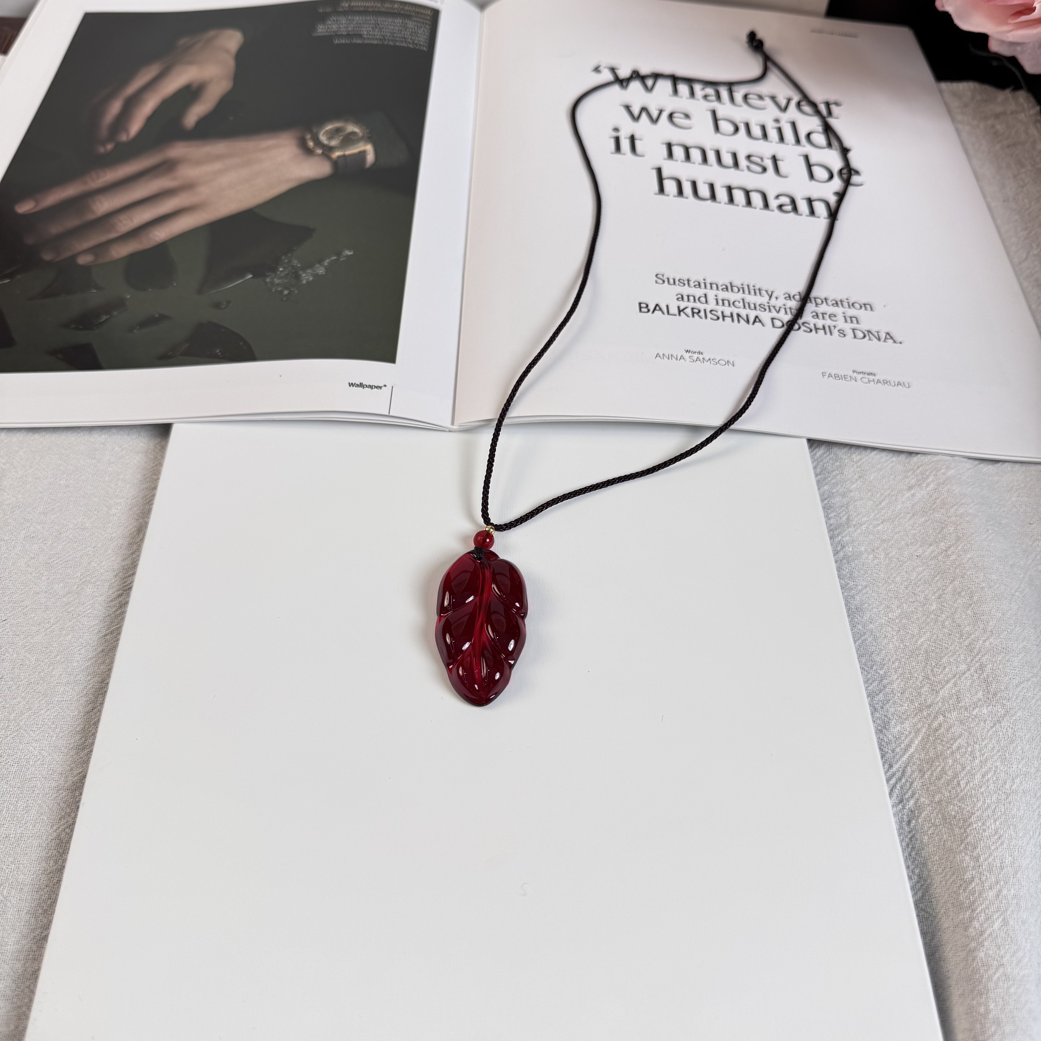 高定珠宝血珀叶子项链ZX2523S68