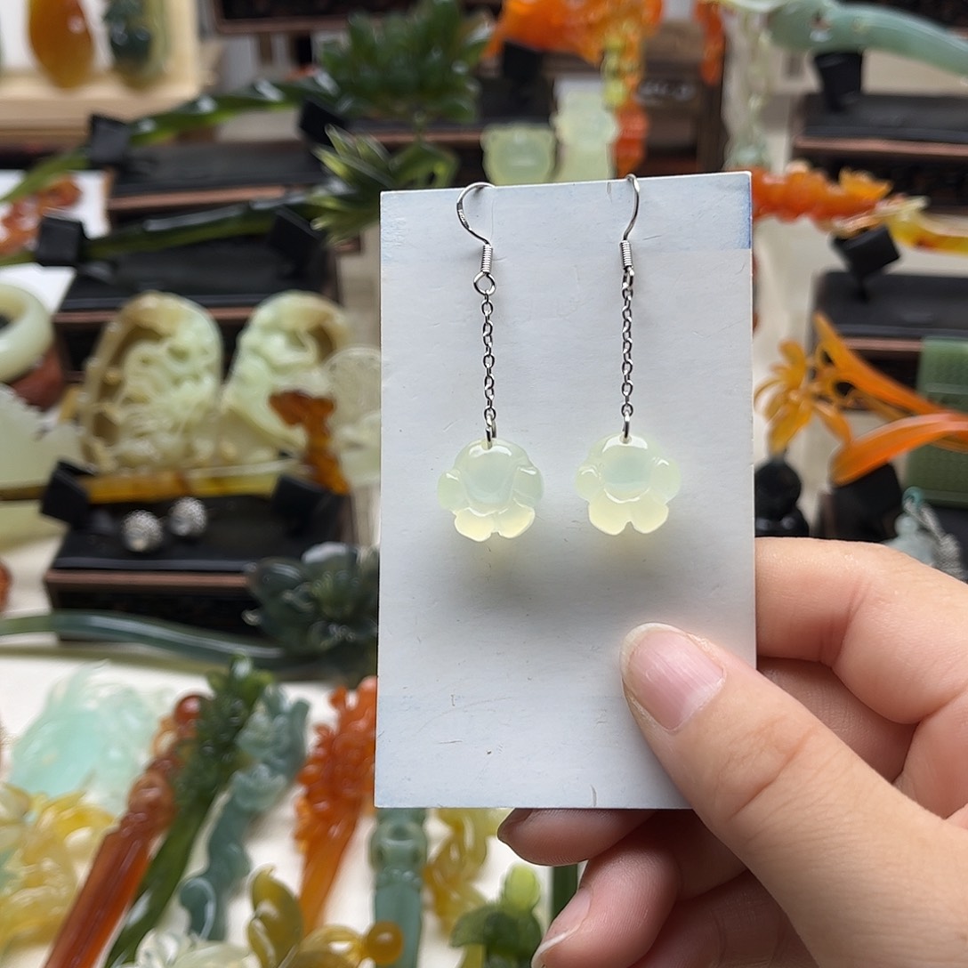 蛇纹石玉未镶嵌岫玉发簪