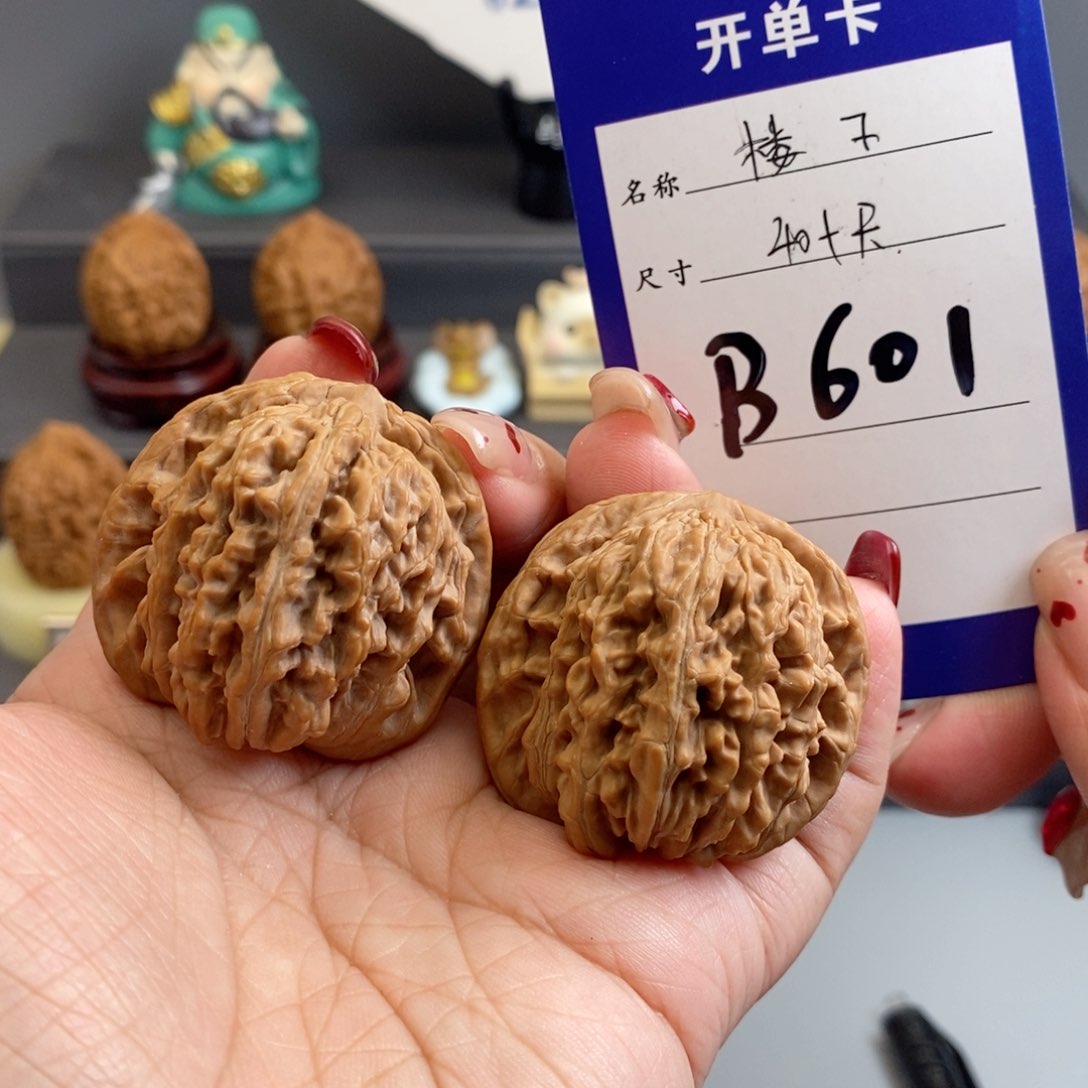 文玩核桃吊坠楼子40