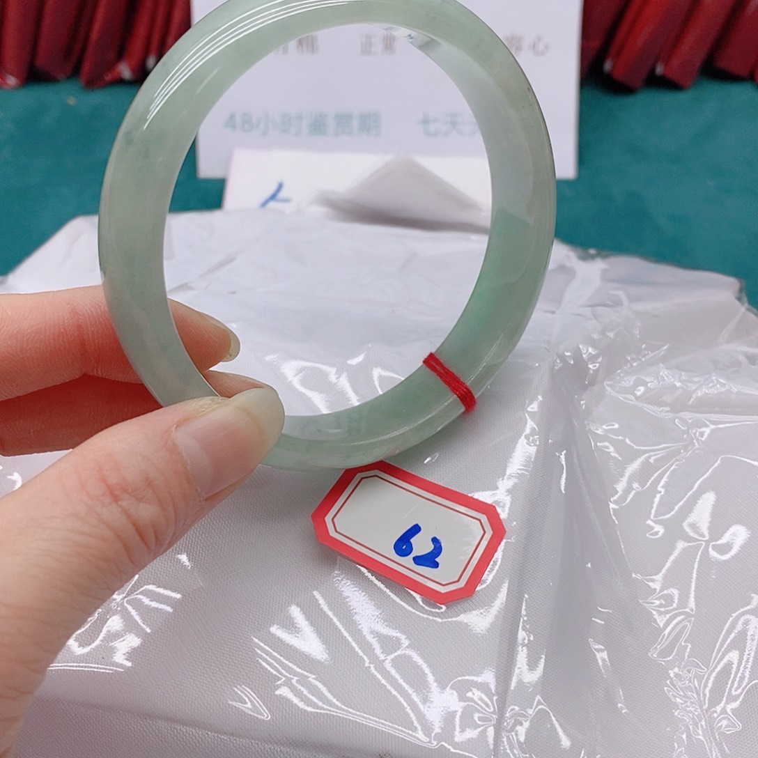 翡翠手镯未镶嵌醉*.6222222222