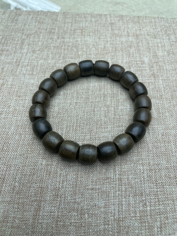 高盛沉香木串（) 314