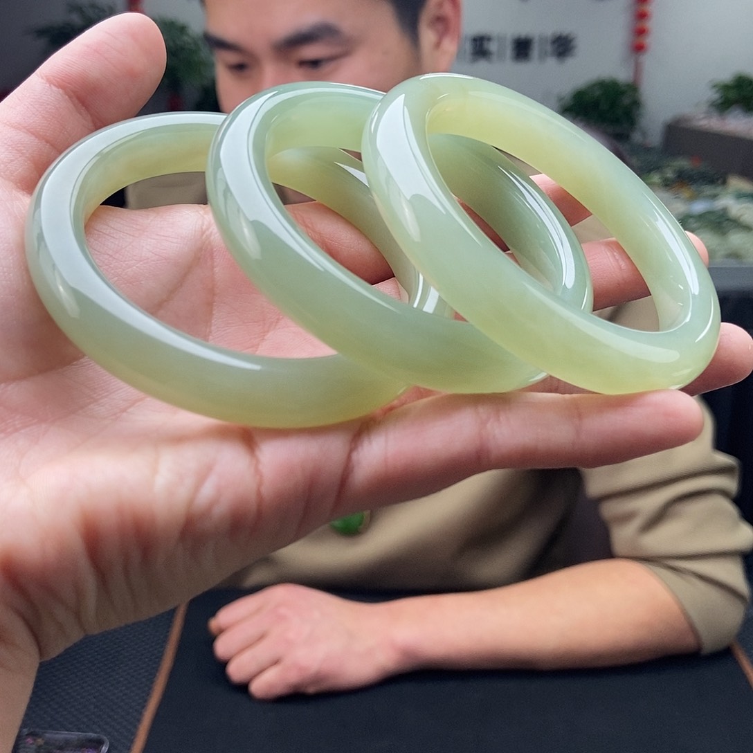 和田玉54-56颜色多样性发拍一发一未镶嵌