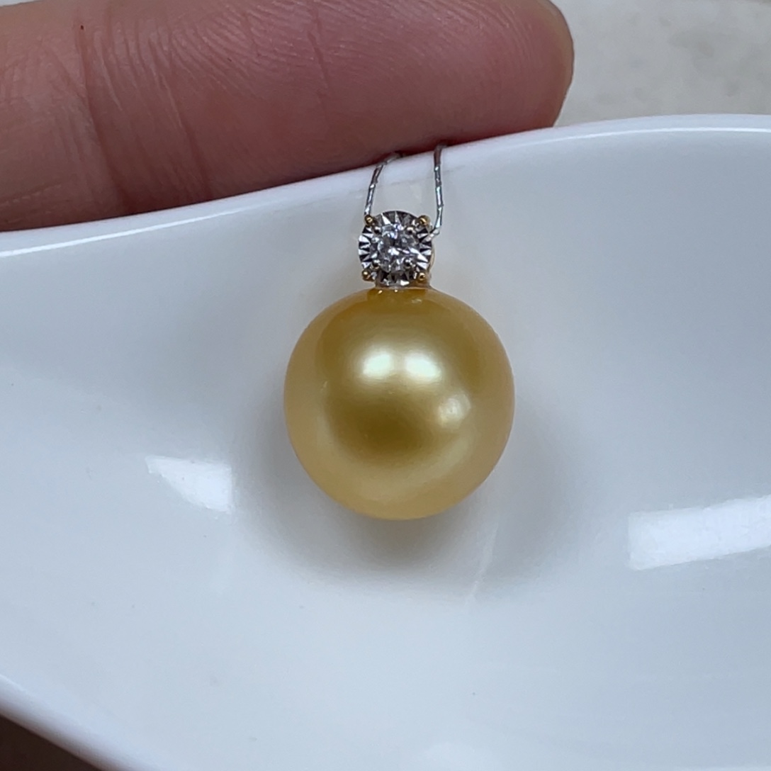 海水珍珠18K金镶嵌吊坠(不含链)11.8mm