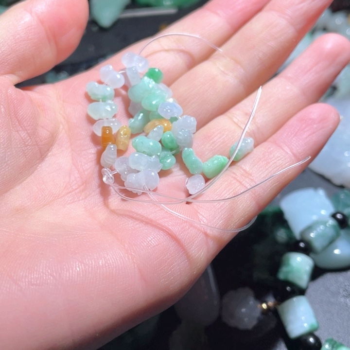 【闪购商品】翡翠颈饰未镶嵌天然翡翠