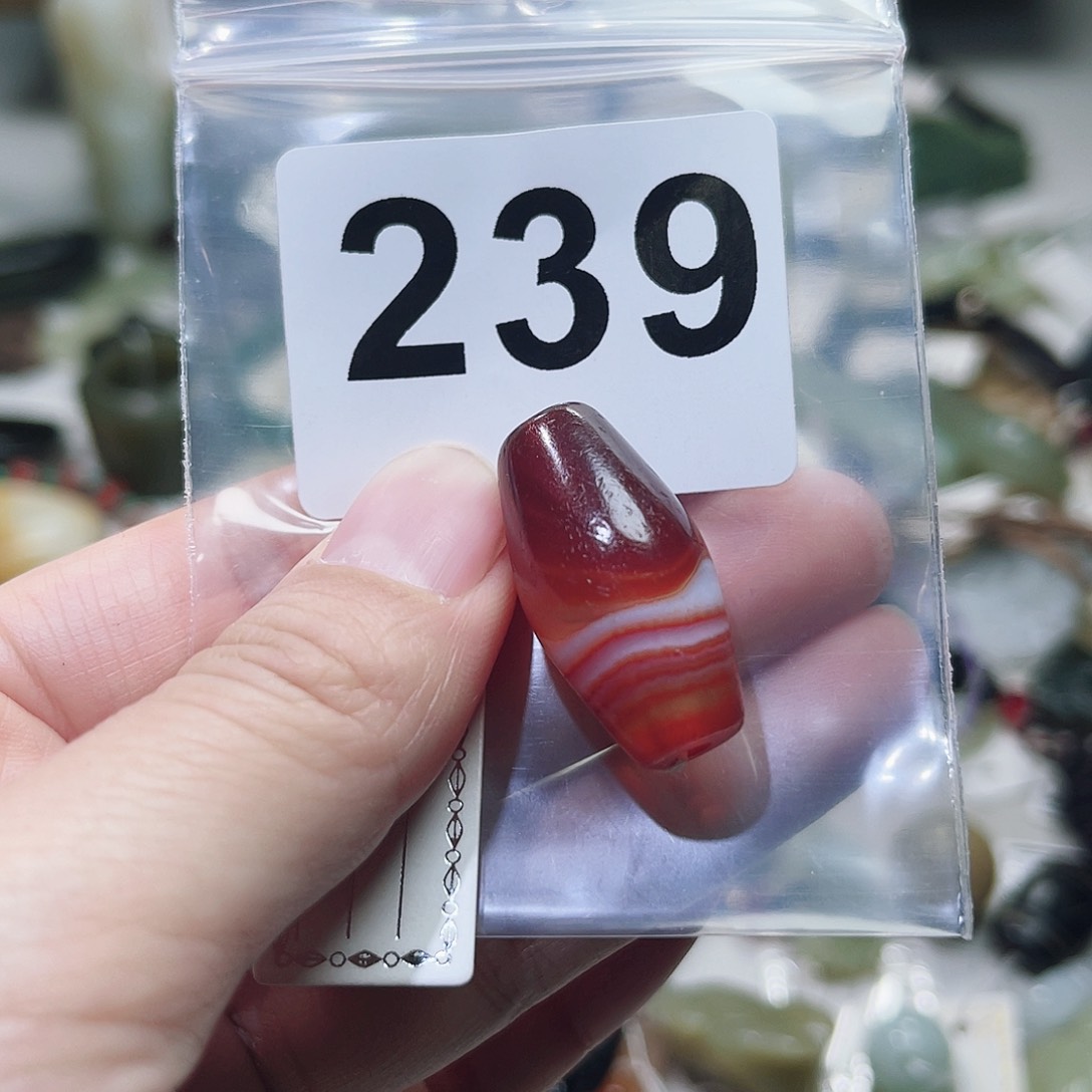 玛瑙/玉髓颈饰合金