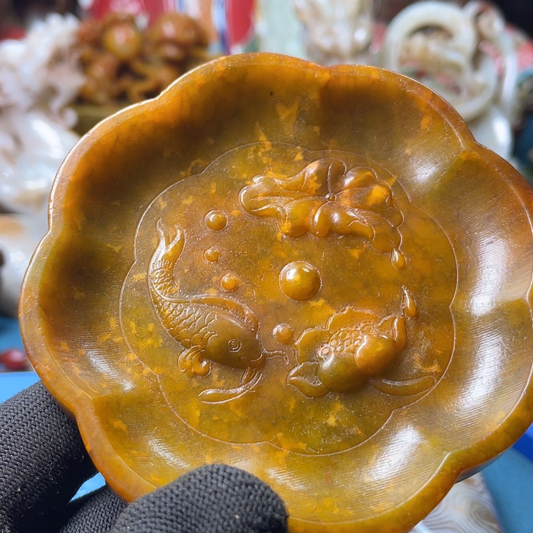 和田玉（糖玉）未镶嵌颈饰