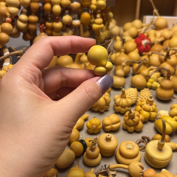 刘***李金蟾葫芦葫芦葫芦