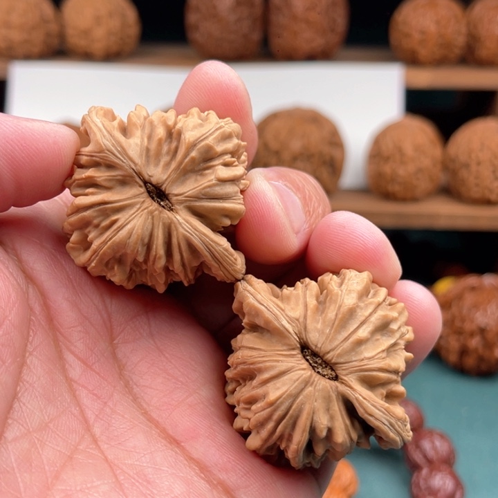 文玩核桃把件文玩核桃平谷四座楼