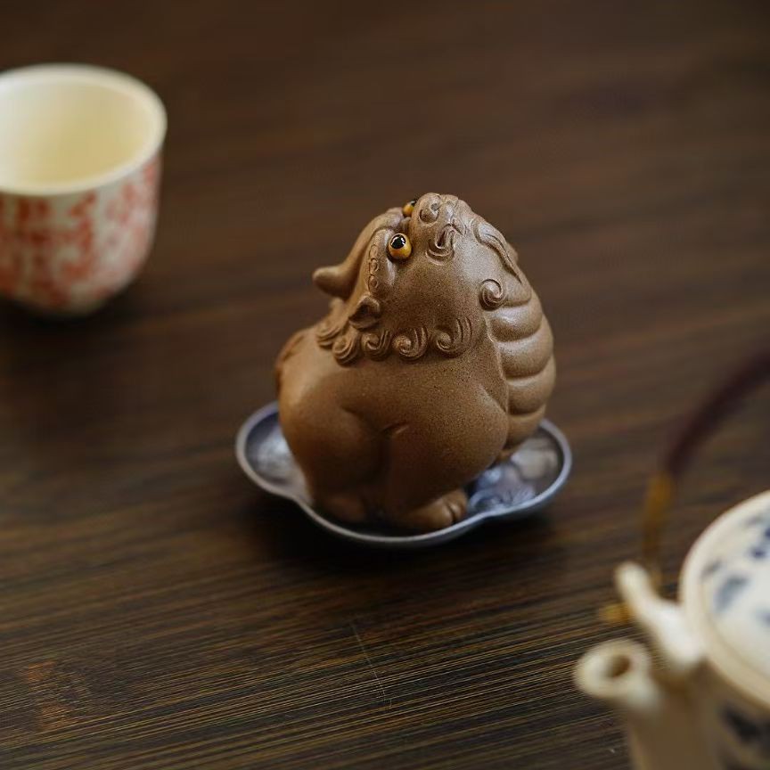 精品紫砂望天吼貔貅高度约8厘米青段泥 茶盘可养茶玩