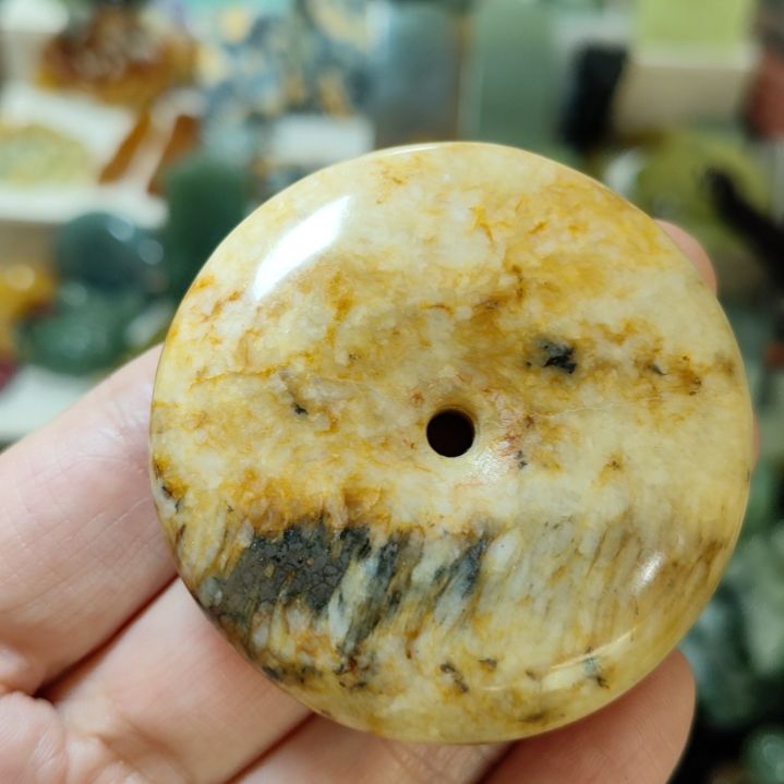 岫玉未镶嵌平安扣