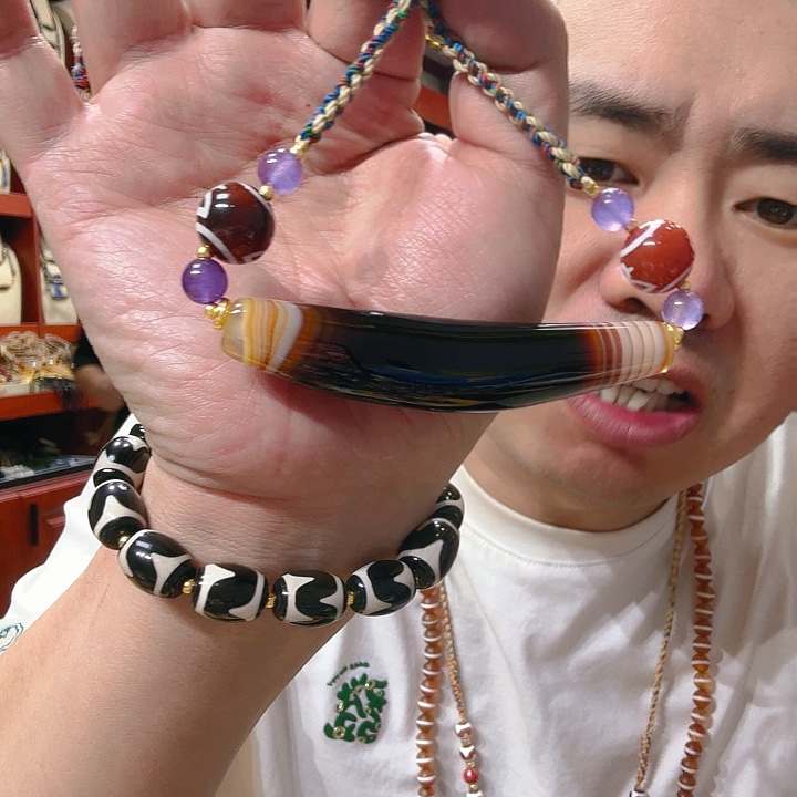 未镶嵌玛瑙/玉髓珠宝奇石