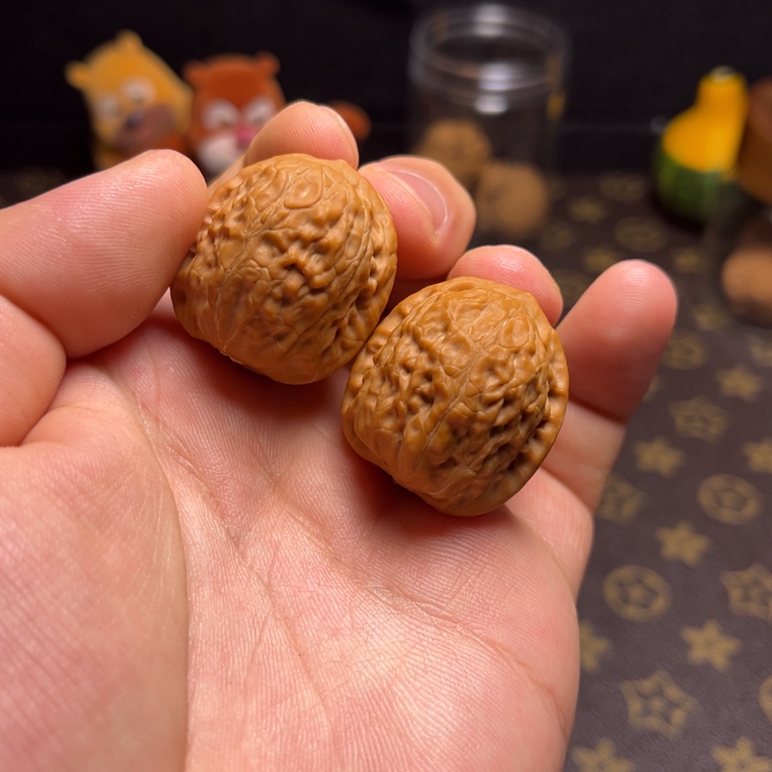 来***）文玩核桃吊坠29尺舍利