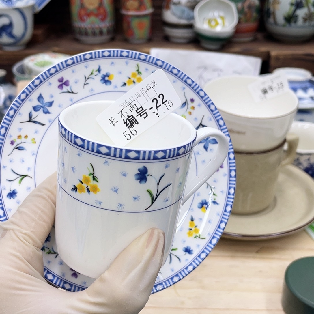 长****鹿屋家的美丽瓷器呀