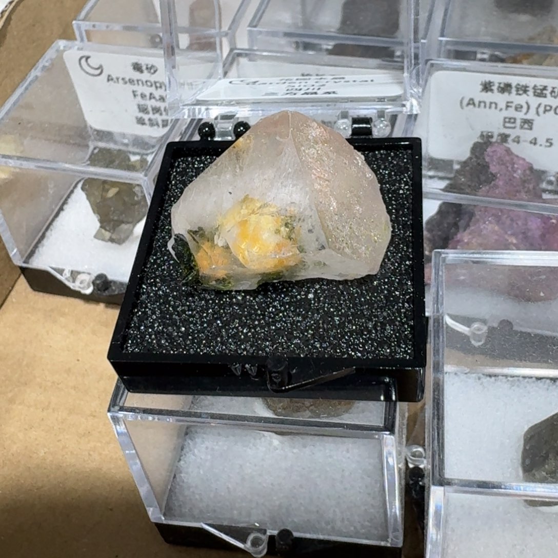 月下珠宝严选矿物