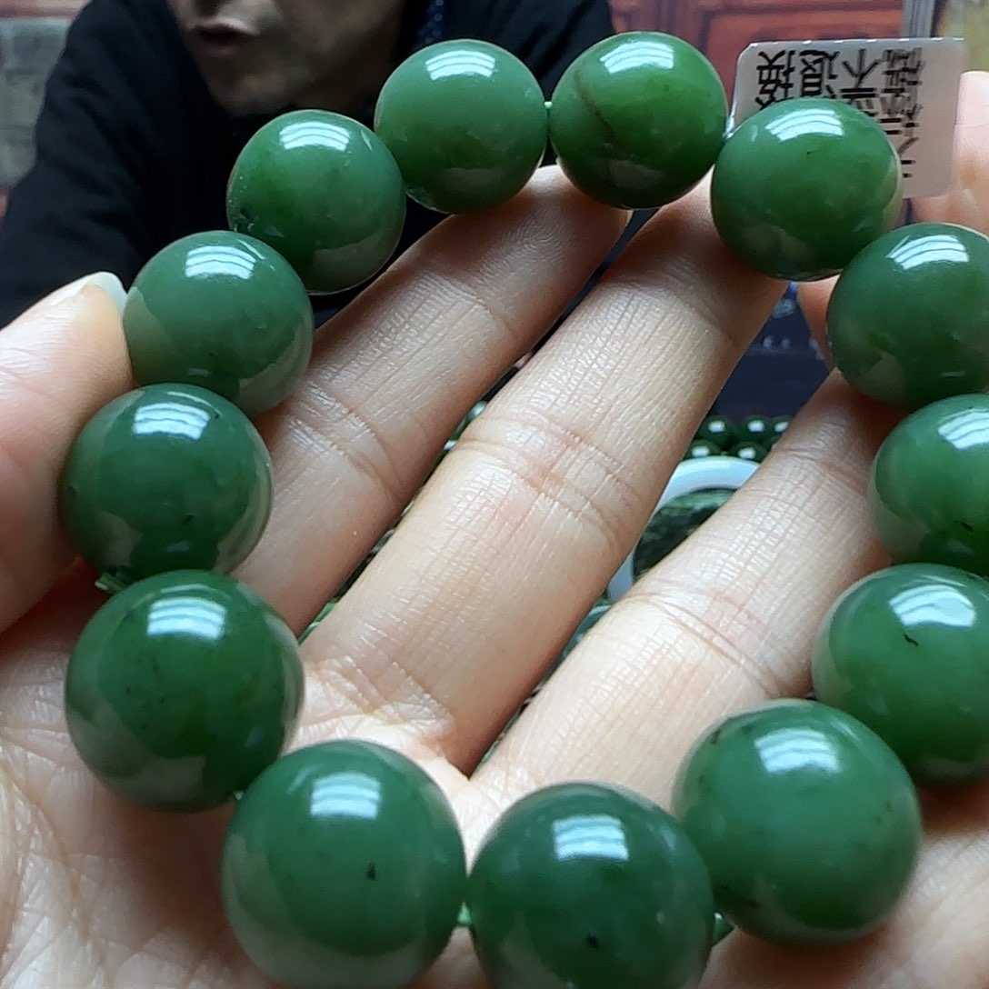 和田玉手串未镶嵌