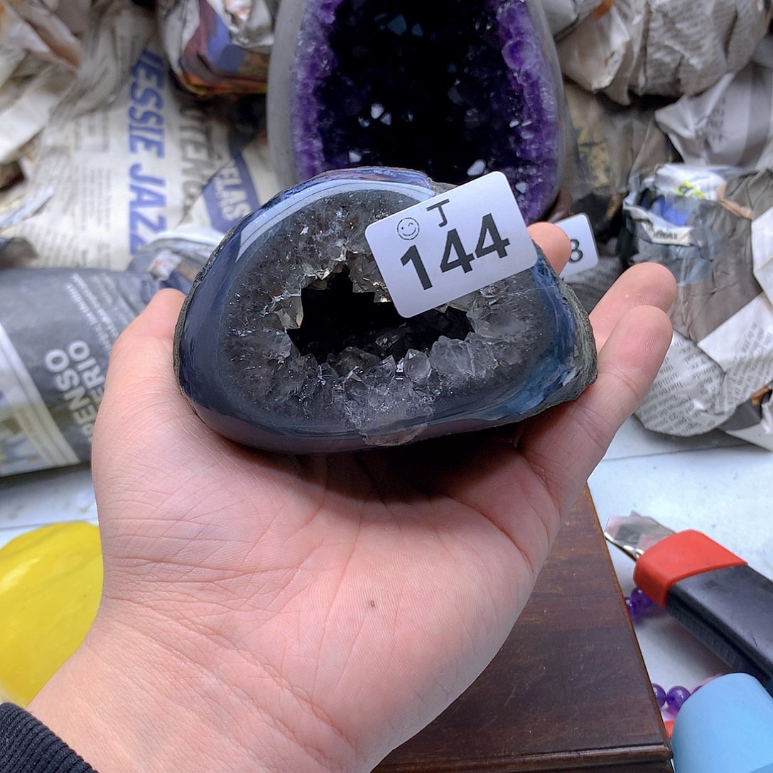 紫晶大型摆件（非配饰）未镶嵌