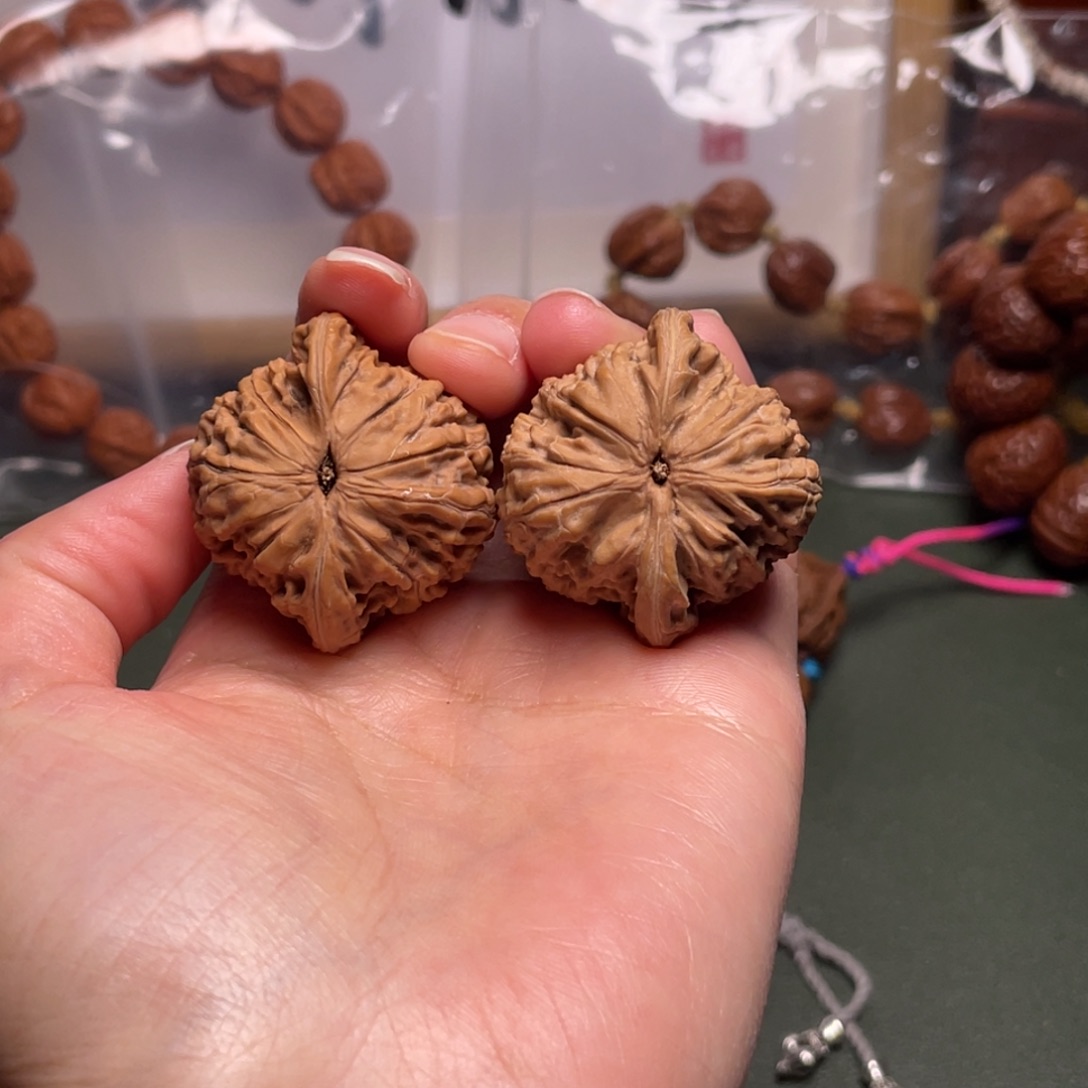 文玩核桃吊坠磨盘