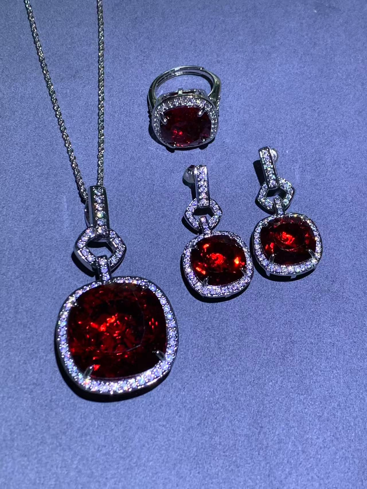  【高端定制】藏收级别a211-时尚饰品吊坠