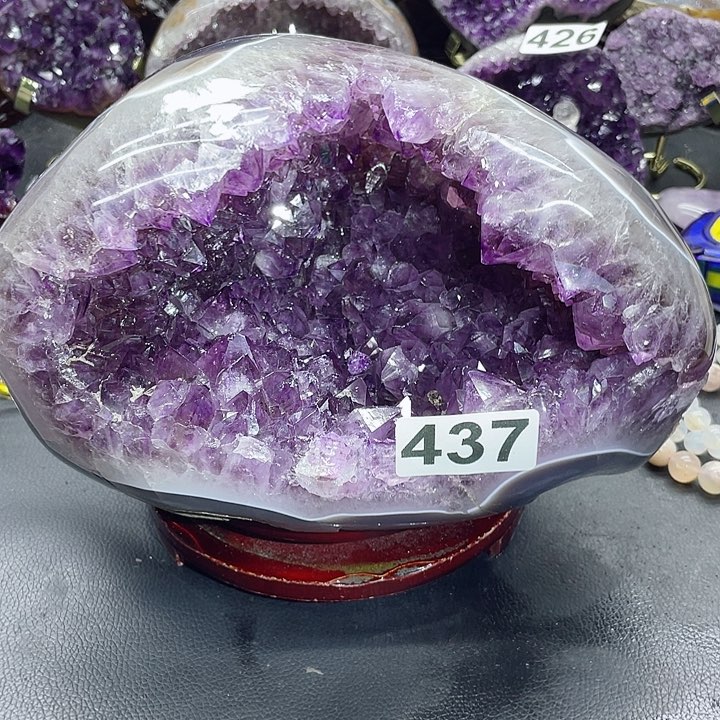 未镶嵌水晶大型摆件（非配饰）