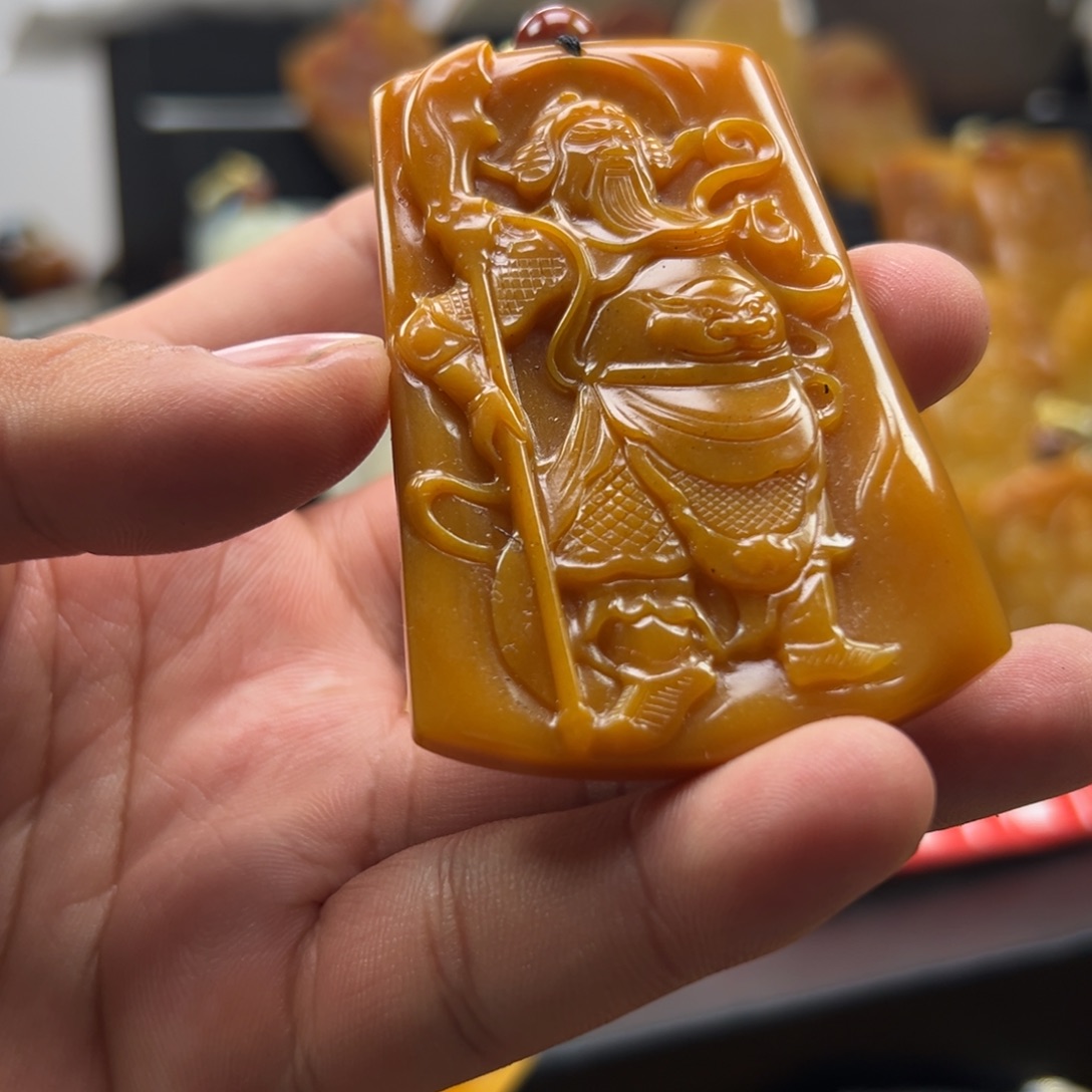 石英质玉（黄龙玉）未镶嵌多选发其一