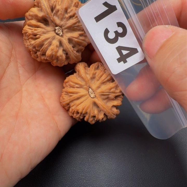 文玩核桃把件D**A大粗筋47