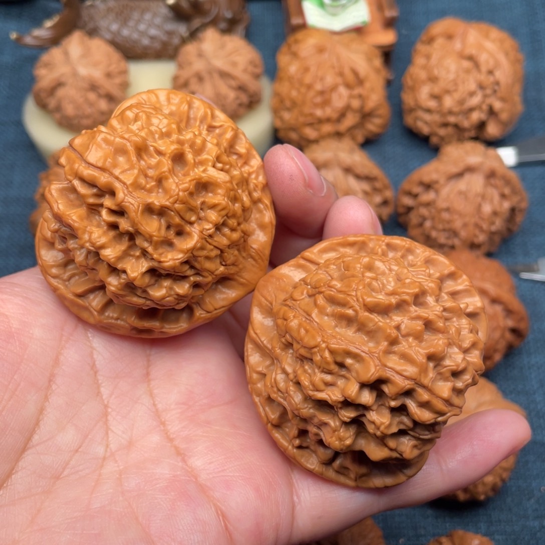 文玩核桃把件52毕业麒麟纹官帽全品