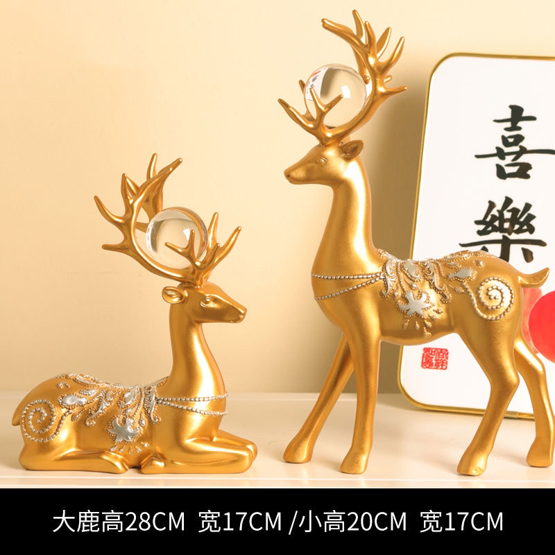 客厅玄关酒柜高档装饰品