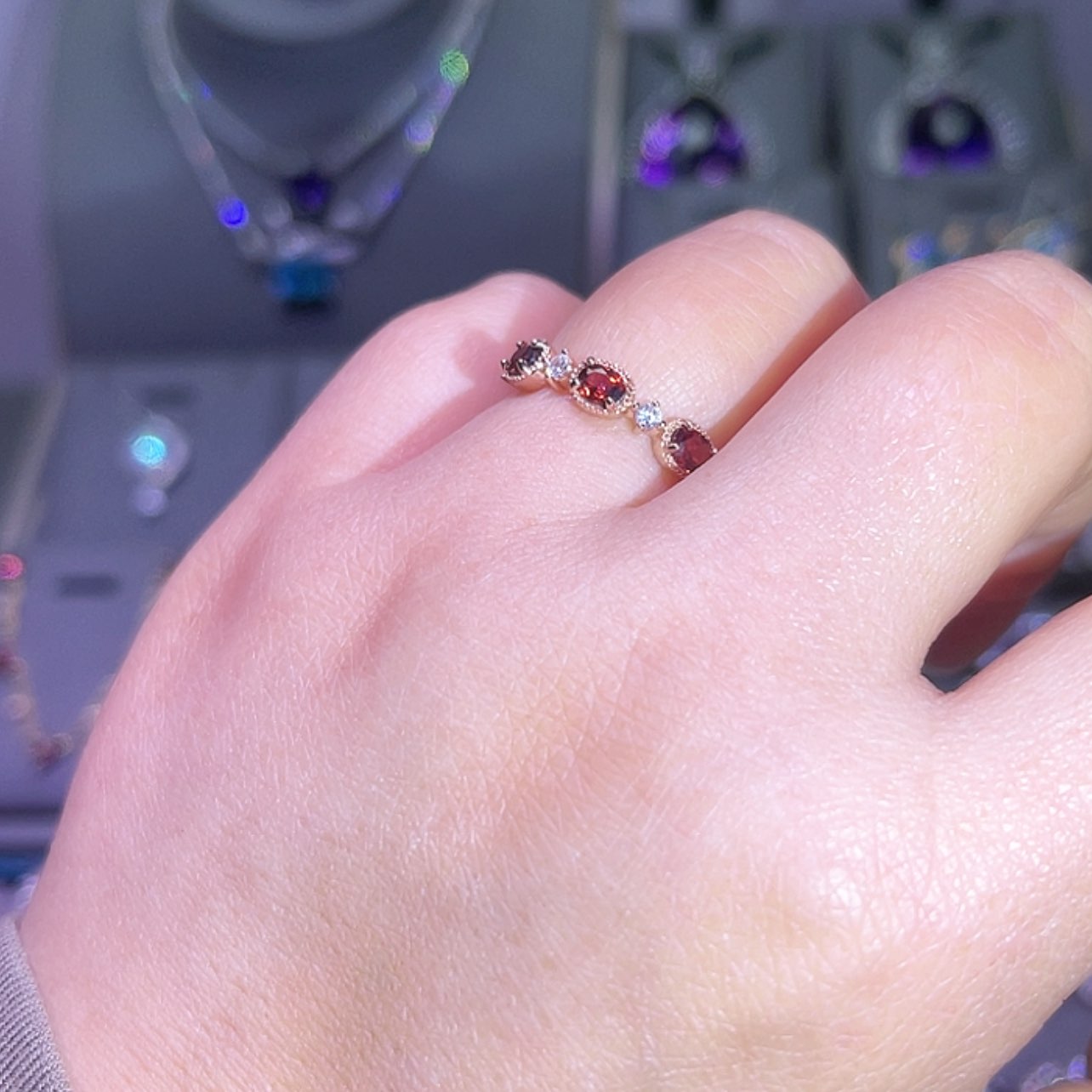 【闪购商品】石榴石戒指银S925镶嵌