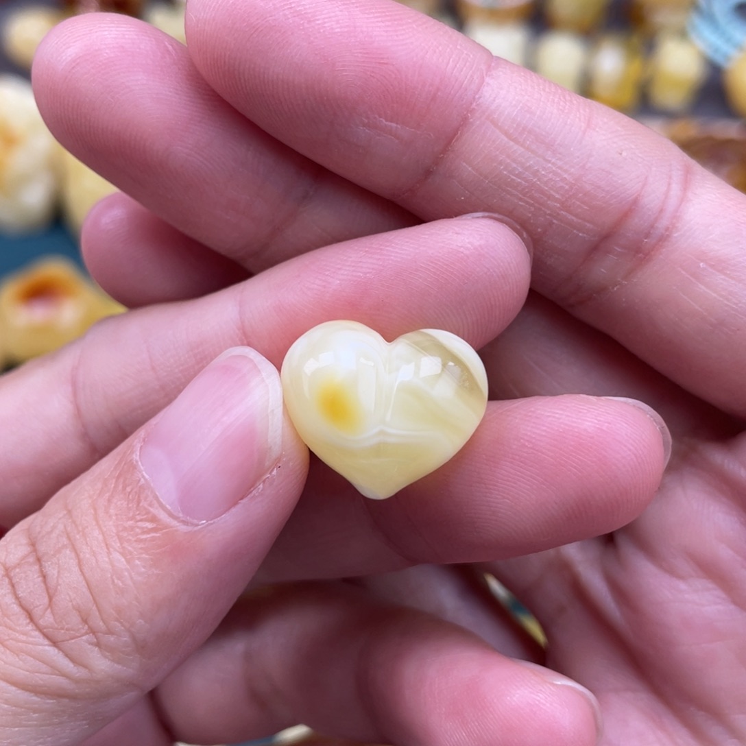 裸石琥珀未镶嵌蜜蜡