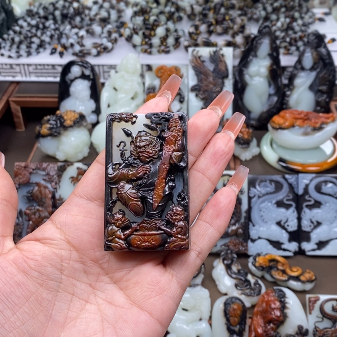 颈饰未镶嵌和田玉泽*哥