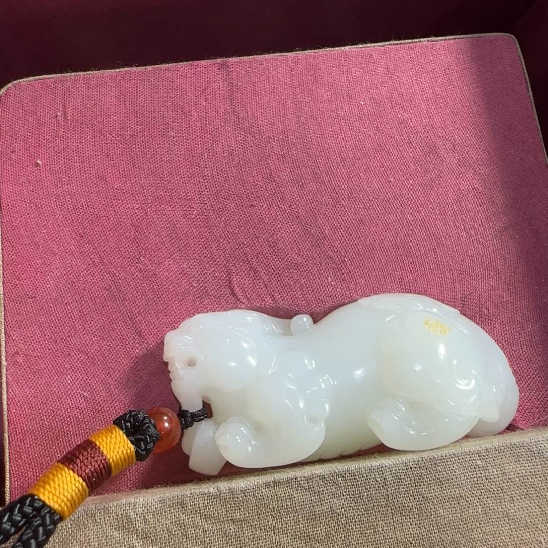 和田玉挂件未镶嵌