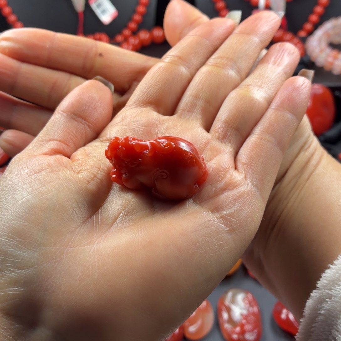 L***ལ南红玛瑙未镶嵌挂件