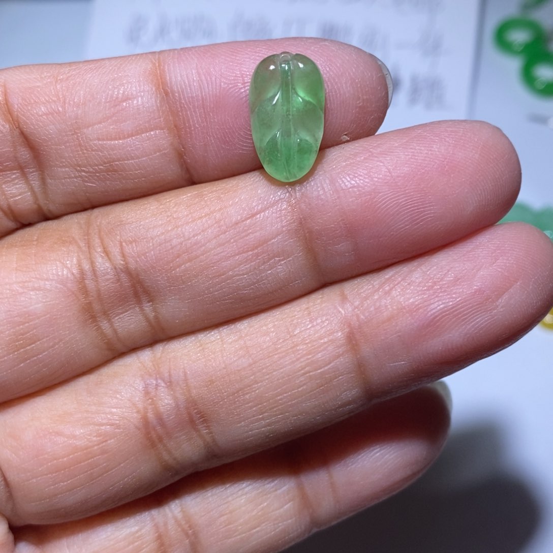 颈饰未镶嵌翡翠6