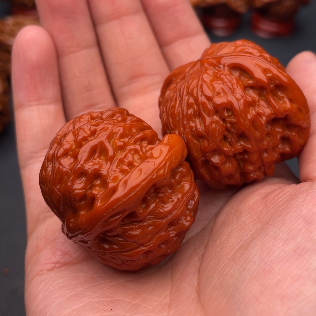 重***虎文玩核桃把件磨盘