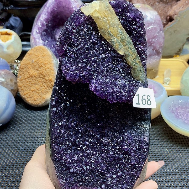 未镶嵌紫晶大型摆件（非配饰）