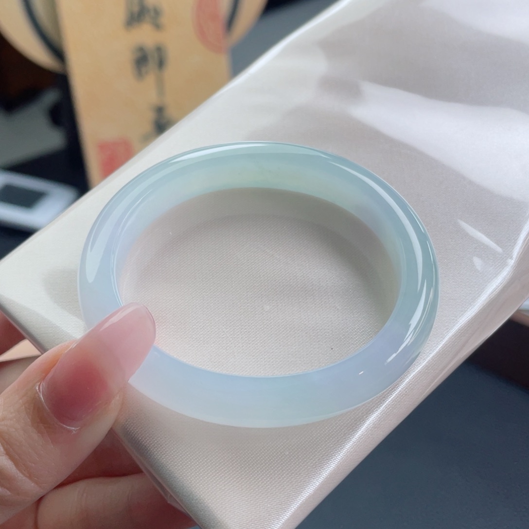 未镶嵌手镯翡翠52.7贵妃 粉椿色系 精致灵动感 4号