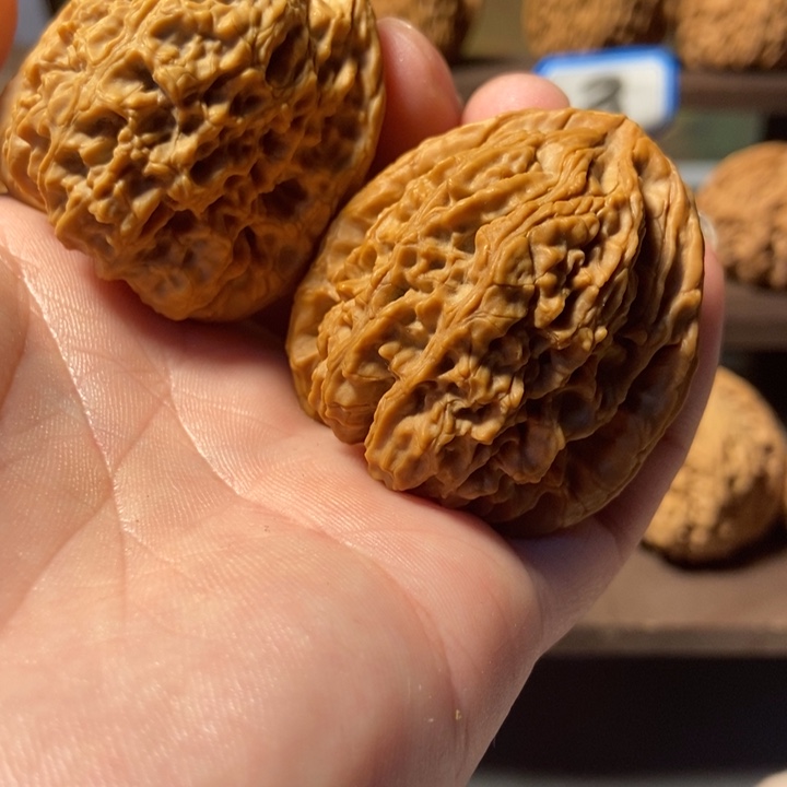 唐***头文玩核桃吊坠南疆石高炮