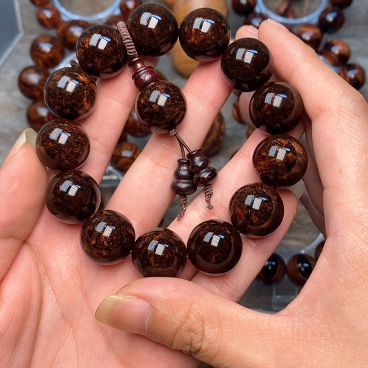 黄花梨/降香黄檀用****7紫油梨成品加工手串