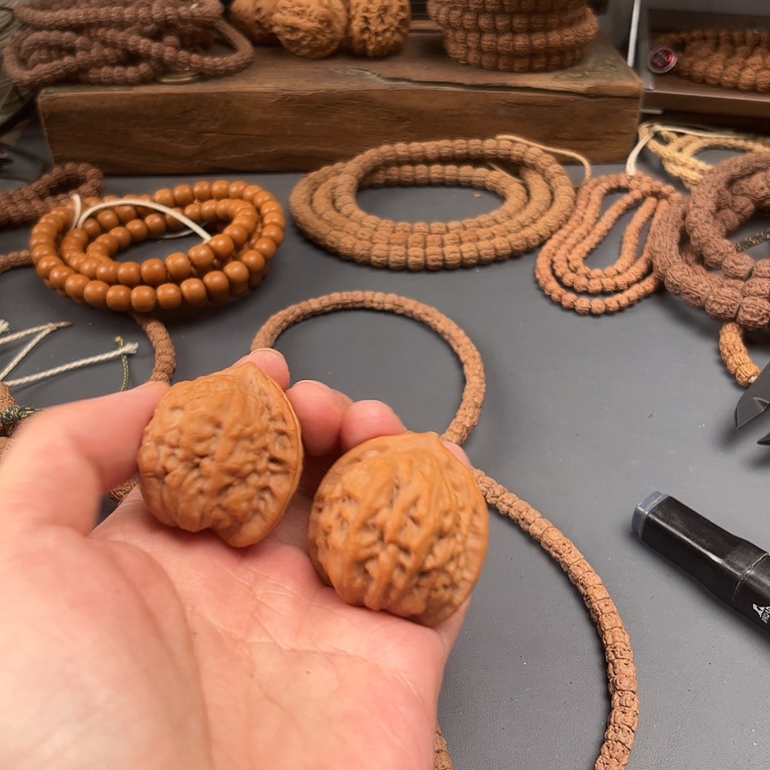 报***辑吊坠金刚菩提九月元宝