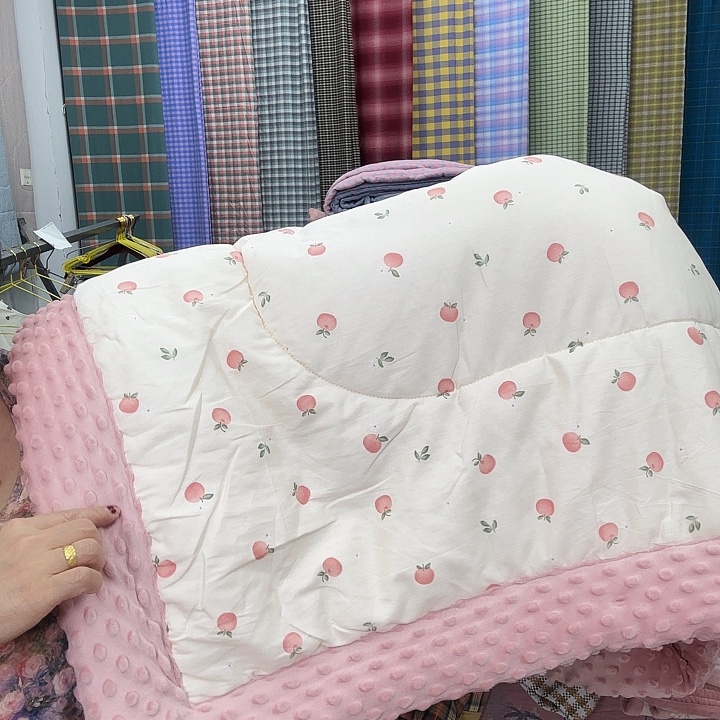 棉莫代尔纤维2米×2.3米豆豆被小苹果