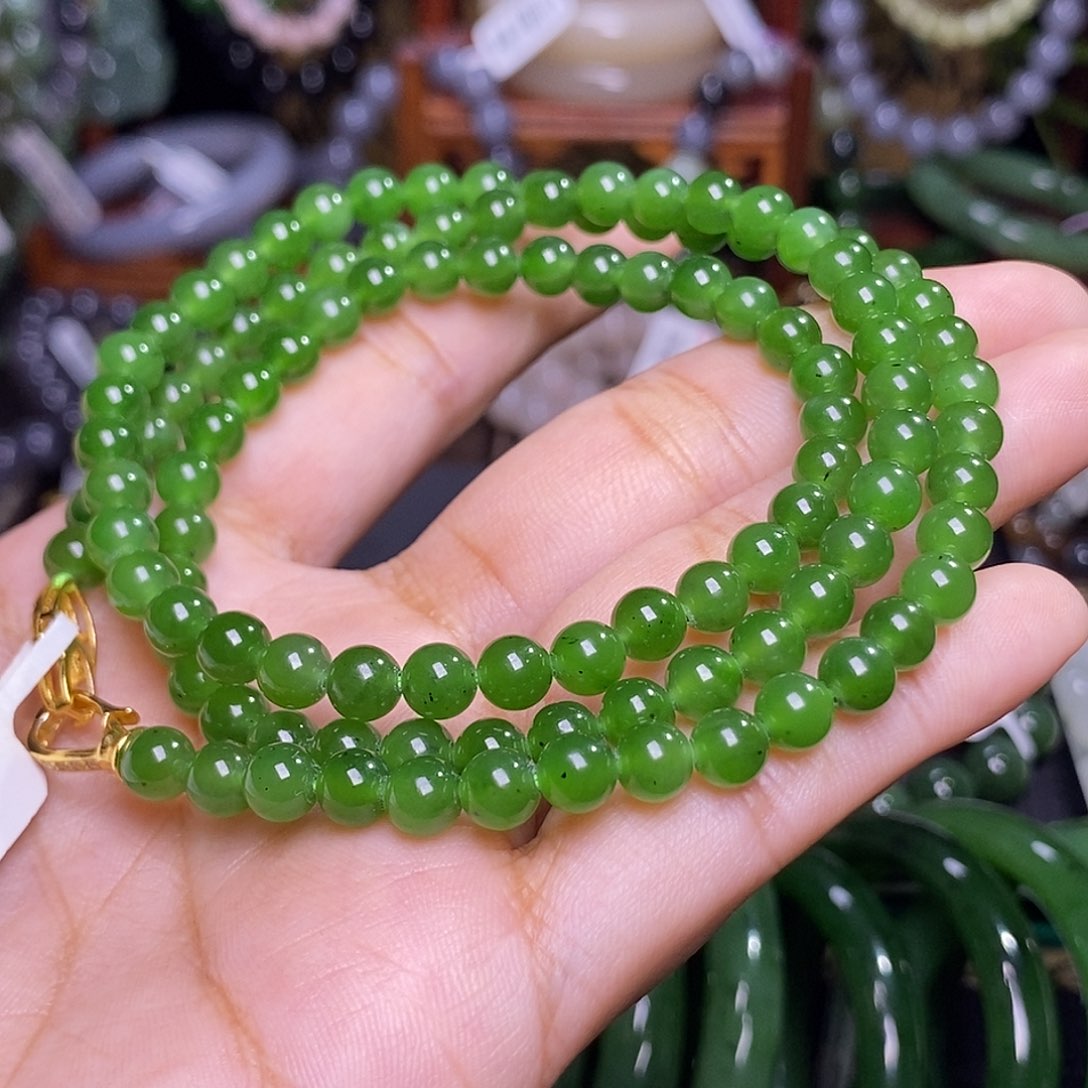 和田玉未镶嵌碧玉冰底老矿料约6mm108佛珠