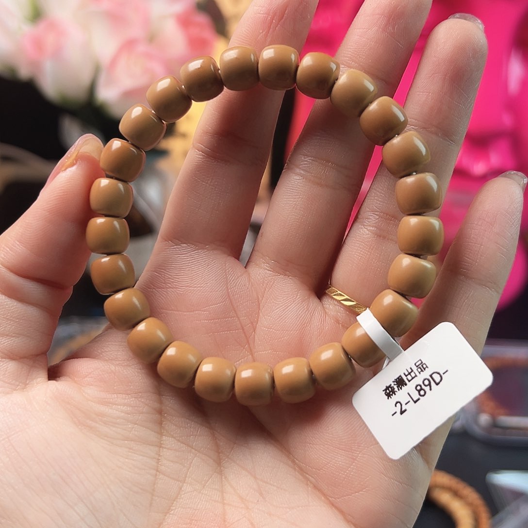 橄榄核手串欲****生老挝核尖单圈面无白s+