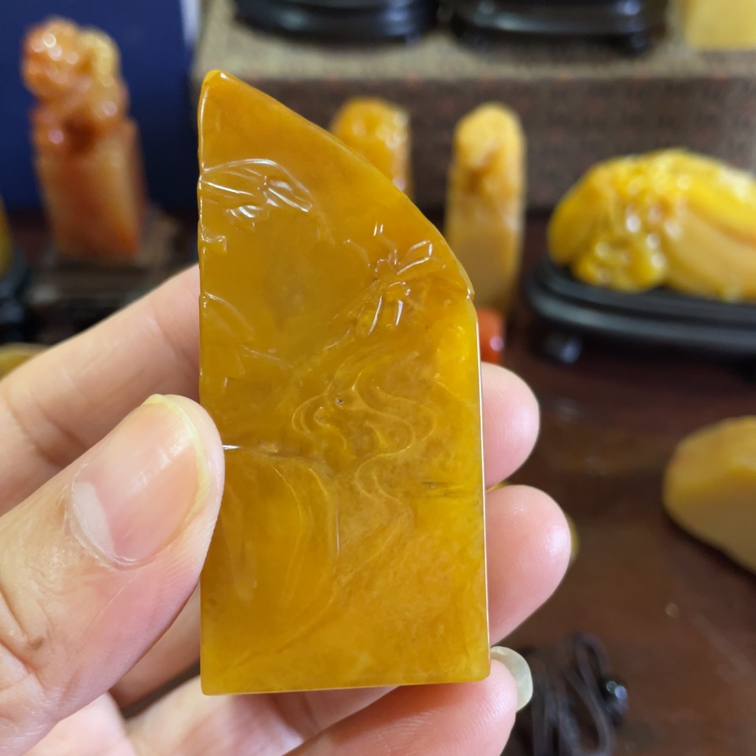 寿山石印石有**灵寿山石雕刻艺术设计