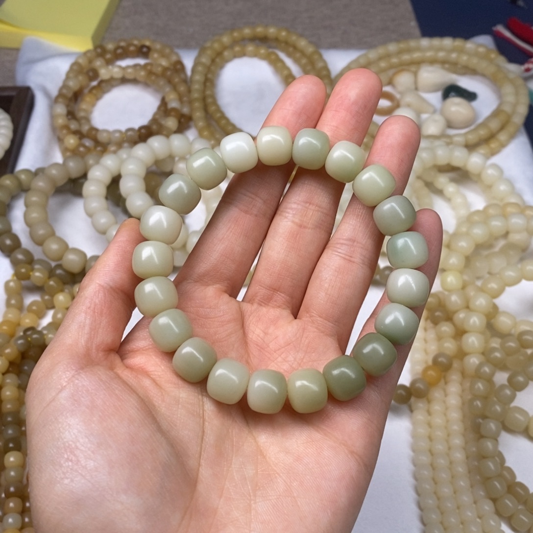 凡***凡菩提根/象牙果吊坠凡