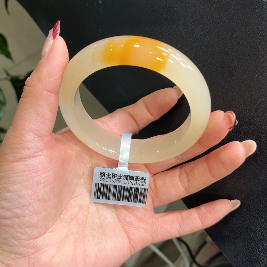 石英质玉手镯未镶嵌凯****钊➕小玥58.4