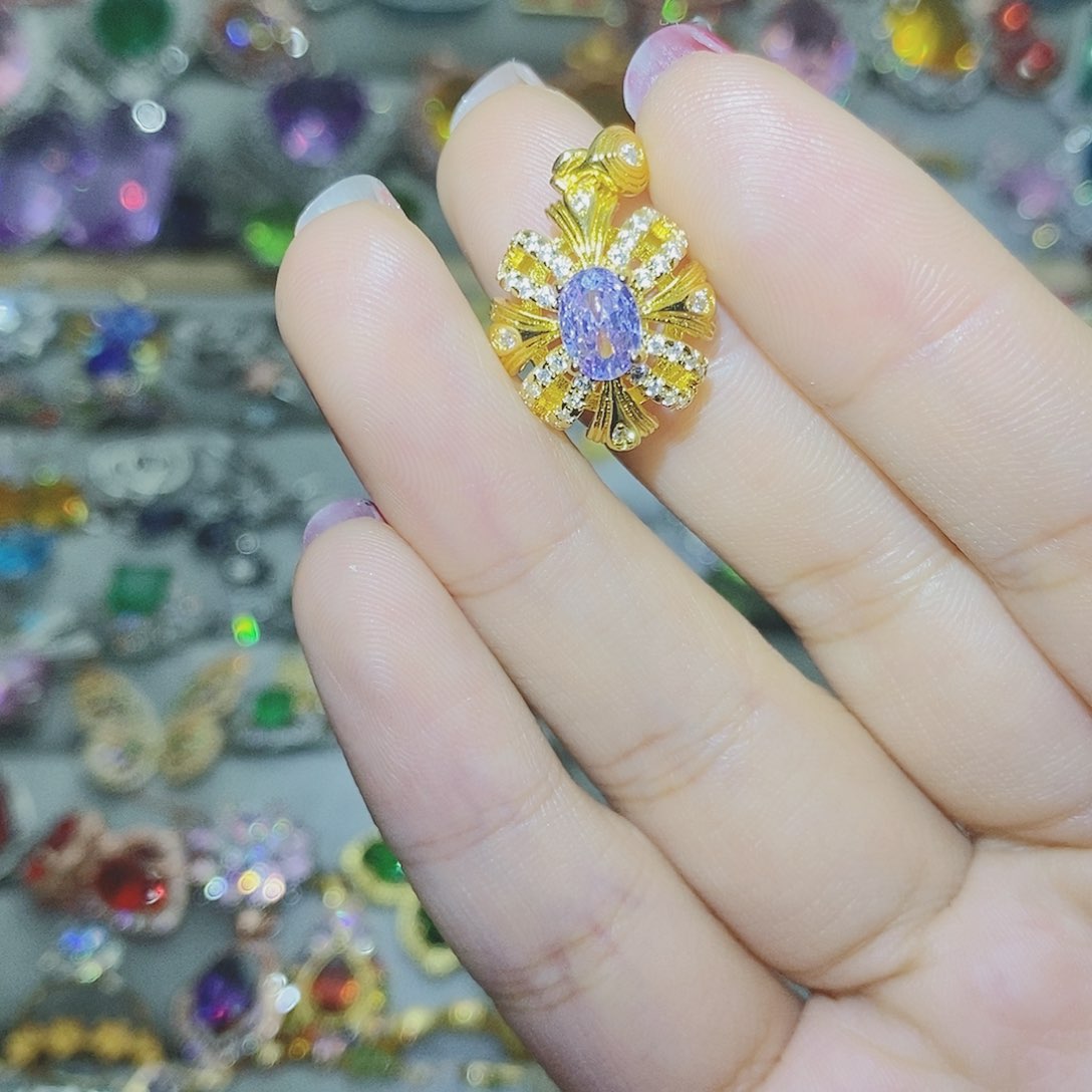 【闪购商品】托帕石耳饰银S925镶嵌
