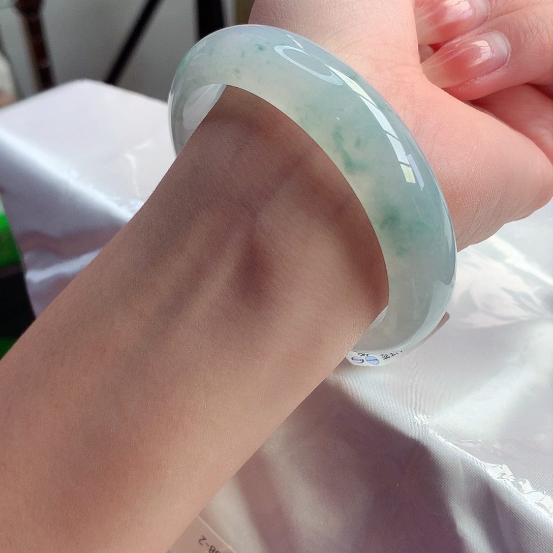 翡翠手镯未镶嵌天然A货翡翠58