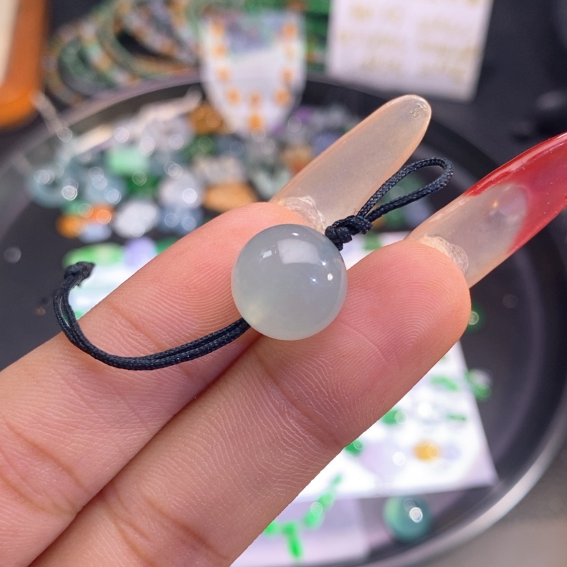 【闪购商品】翡翠挂件未镶嵌珠子
