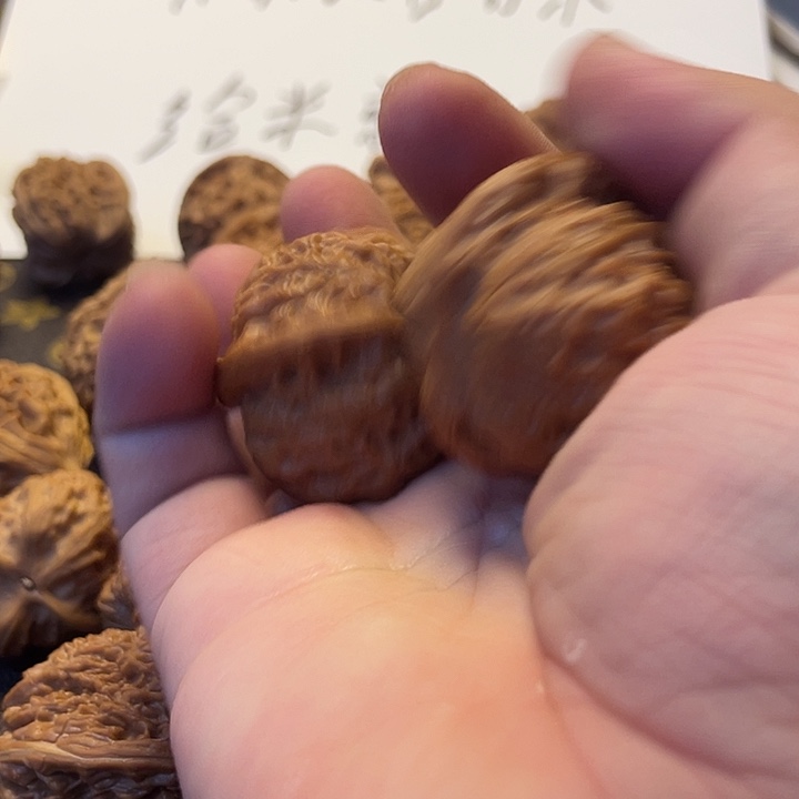 吊坠文玩核桃血麒麟