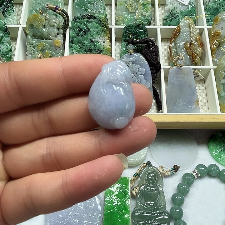 翡翠未镶嵌吊坠(不含链)